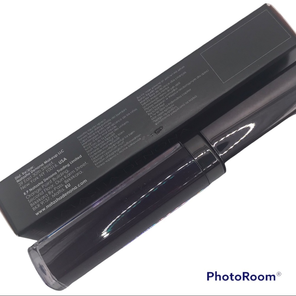 Natasha Denona Mark your Liquid Lips Matte Lipstick in Monatomic new goth gothic - Picture 3 of 9